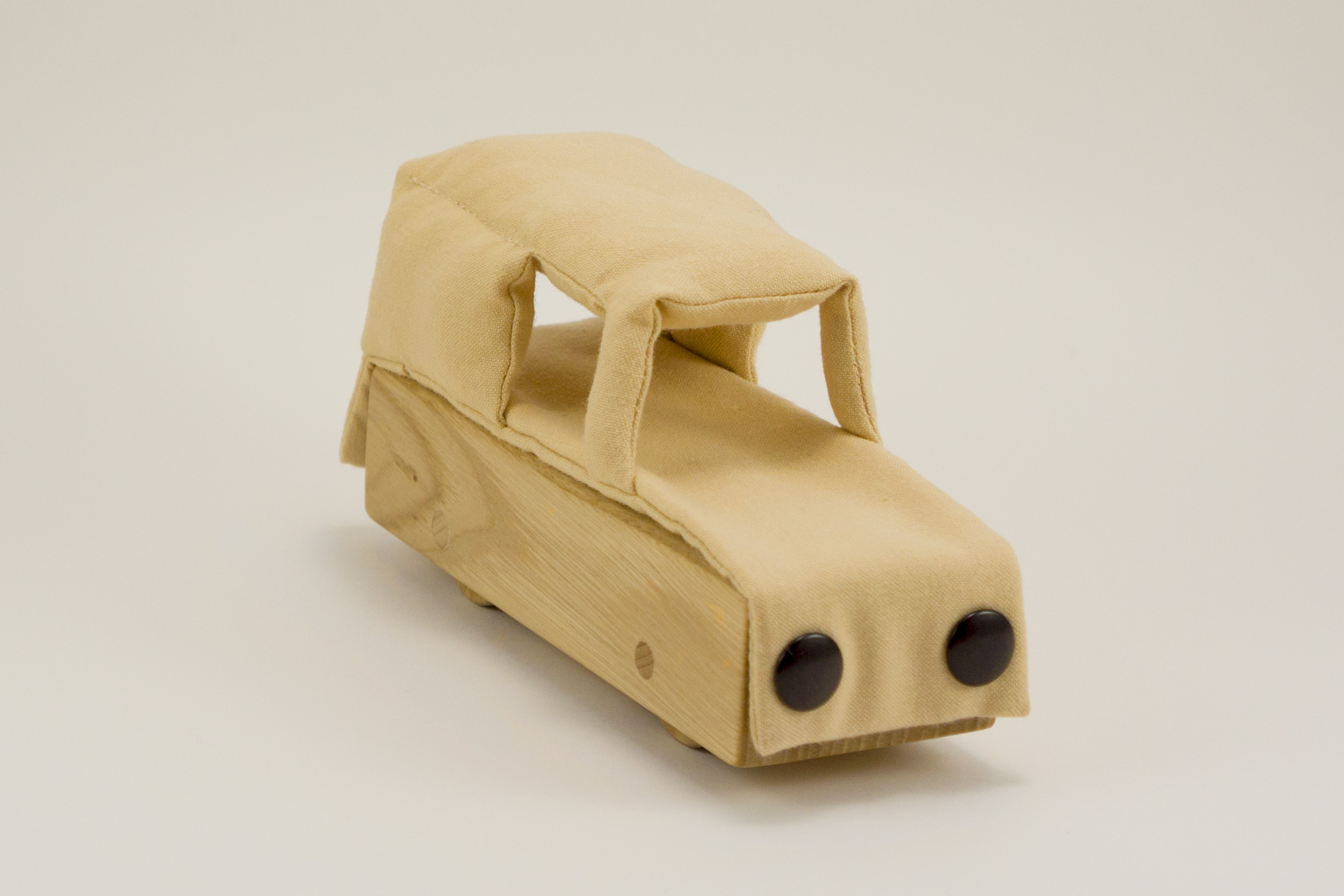 Camionnette - mialon mialon - jouet - enfent - linatelier - made in france - Nantes - voiture - bois - tissus
