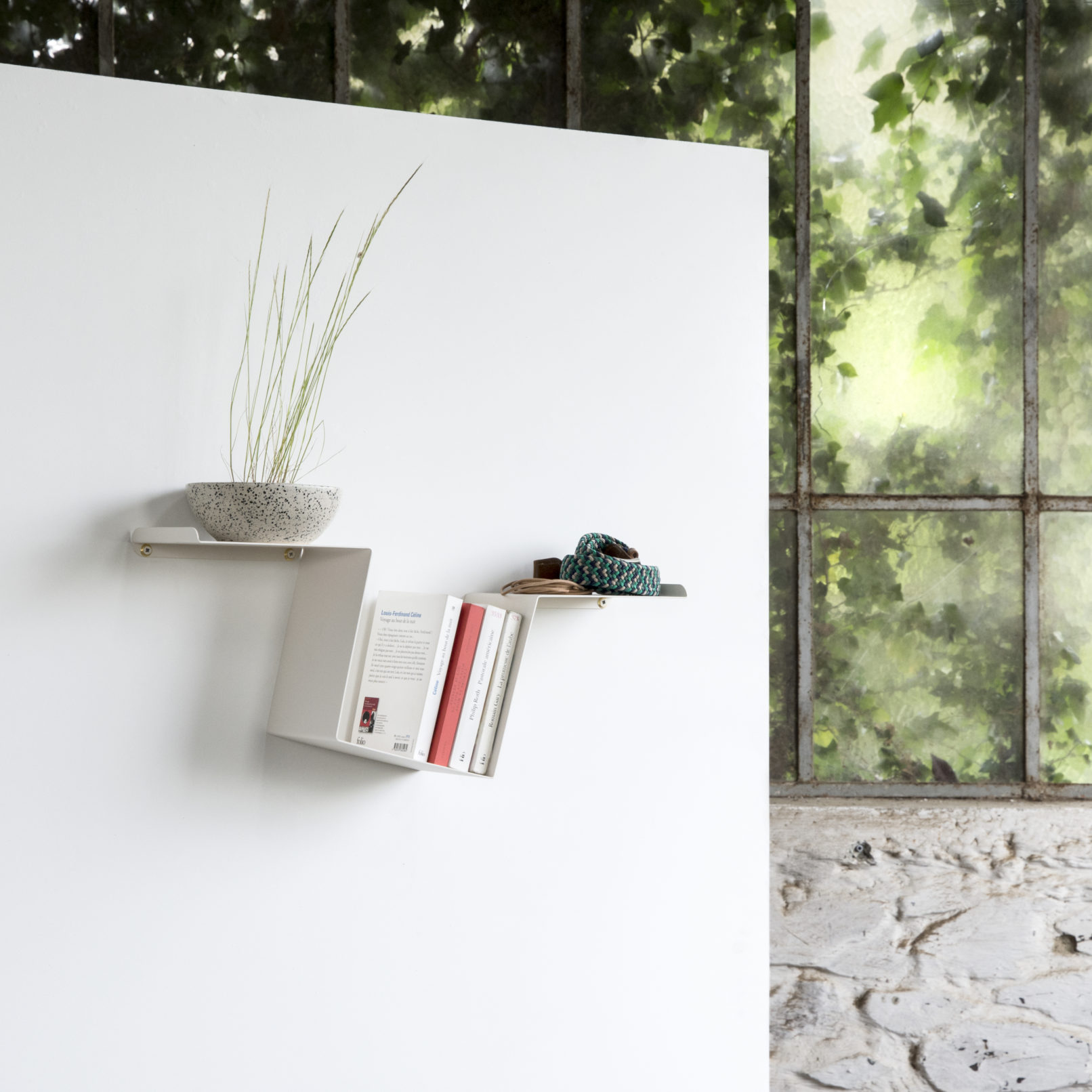 Etagère métal AONENE - Blanc - Gaelle Pinel_nantes_l'Inatelier_made in france_artisanat contemporain_fait main_décoration_intérieur_l'Inatelier_Rennes
