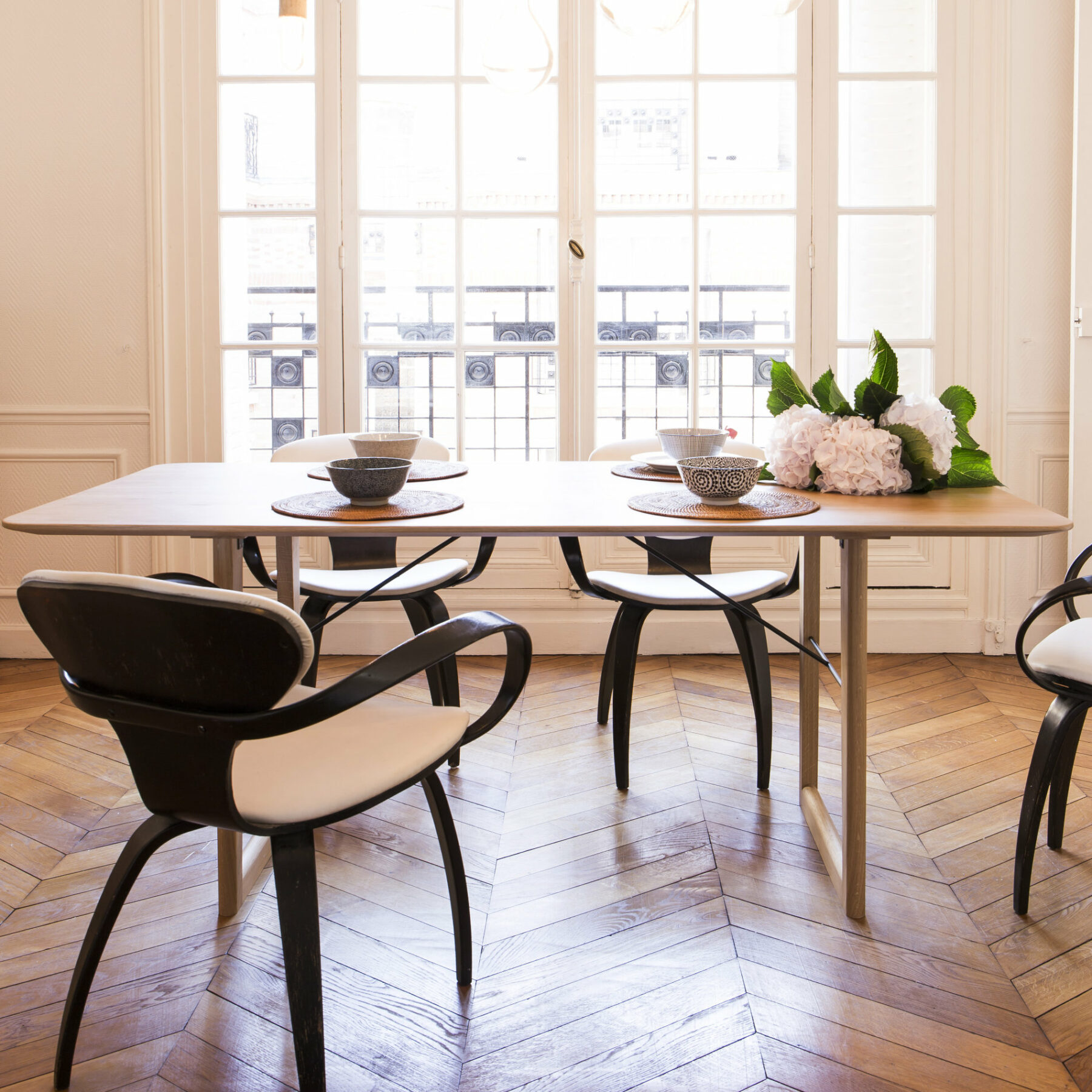 Table Cloe _ L'Inatelier Nantes_chene massif_made in france_artisanat_bois_rangement_tiroir_décoration_meuble_fabrication française_by Cactus_