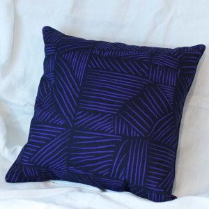 Coussin-tissu-imprimé-textile–Impressions-françaises - Héloïse Levieux-nantes-intérieur-linatelier-cocooning-décoration-intérieur
