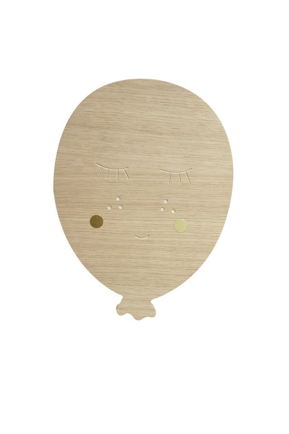 applique-ballon-en-bois-april-eleven-design-minimaliste-made-in-france-bébé-cadeau-naissance-fille-garcon-linatelier-nantes-boutique-déco-inspiration