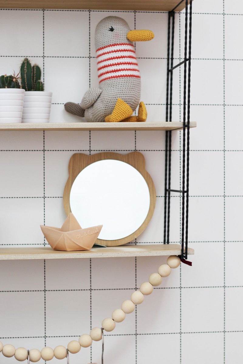 miroir-ours-en-bois-chambre-enfants_décoration_déco_made-in-france_tendance_artisanat_cadeau_naissance_linatelier_nantes_sur-étagère