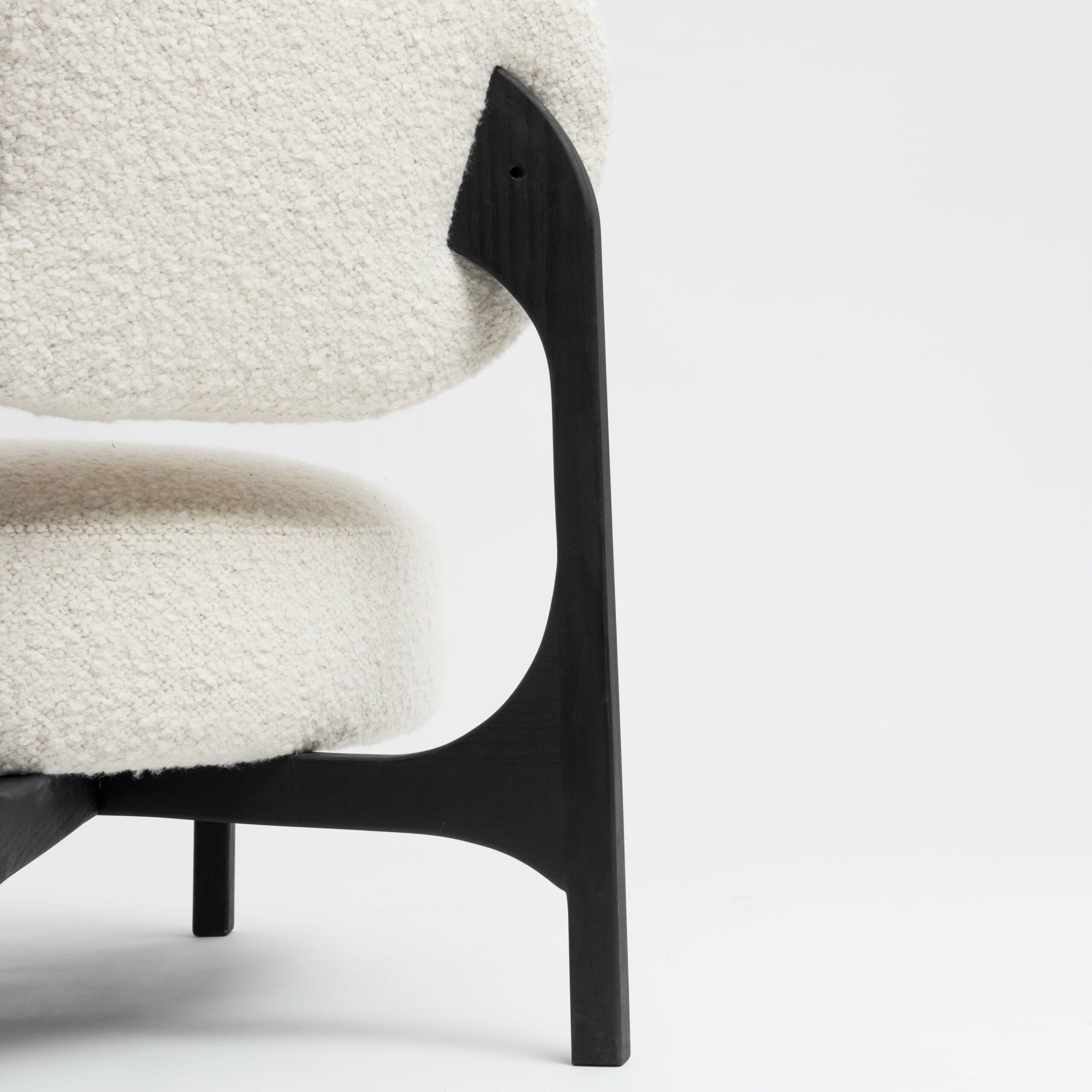 Fauteuil chauffeuse en laine bouclée muaje
