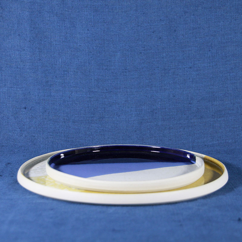 Assiette-jaune-grès-céramique