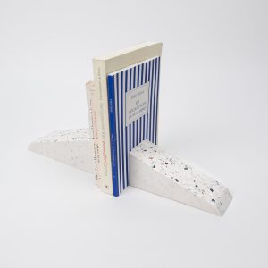 Serre-livre-design-malakio-coquillage-recyclé-linatelier (1)