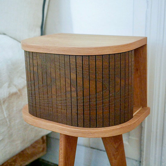 Table de chevet bois massif